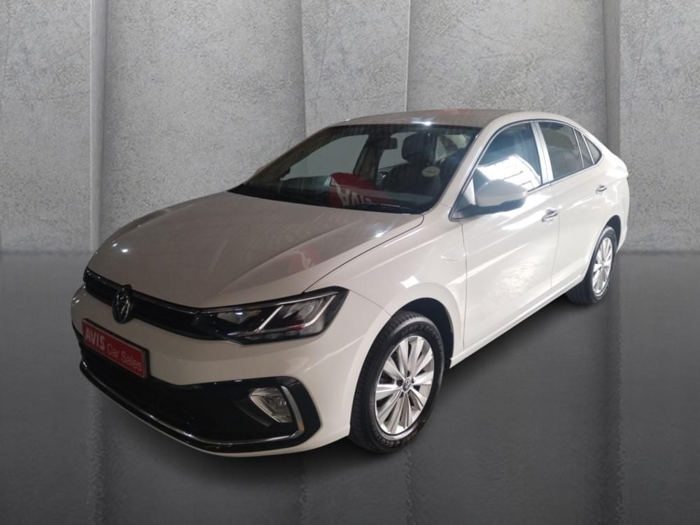 Volkswagen Polo Sedan 1.6 Life Tiptronic