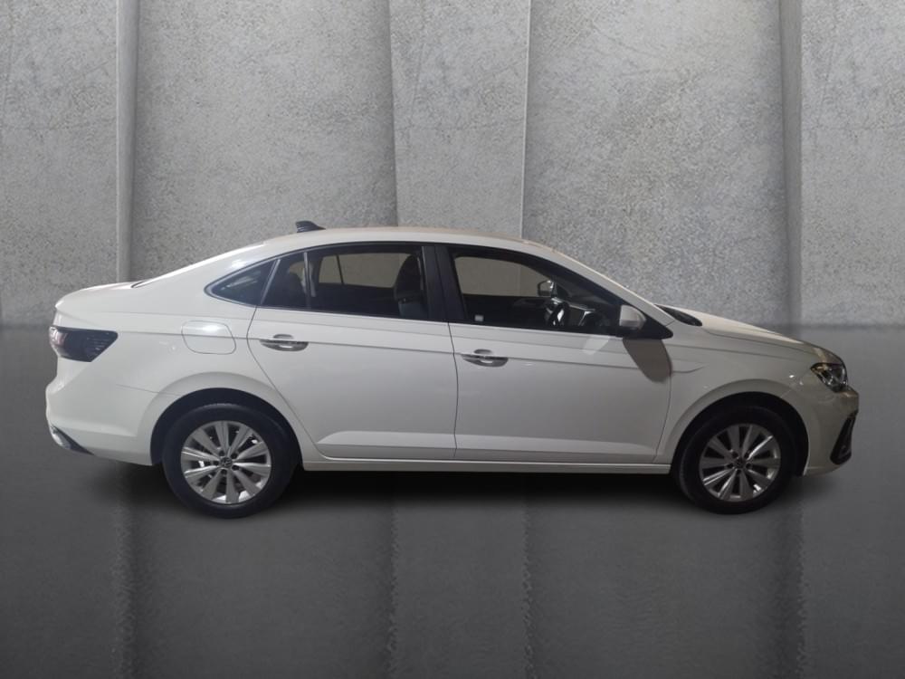 Volkswagen Polo Sedan 1.6 Life Tiptronic