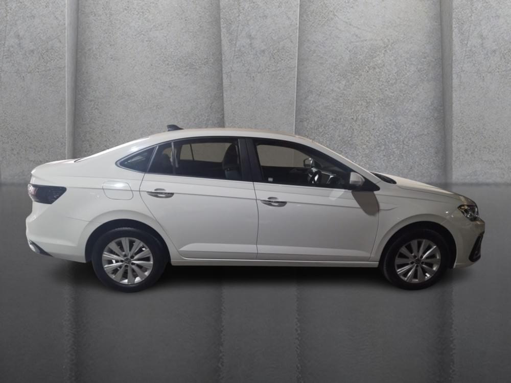 Volkswagen Polo Sedan 1.6 Life Tiptronic