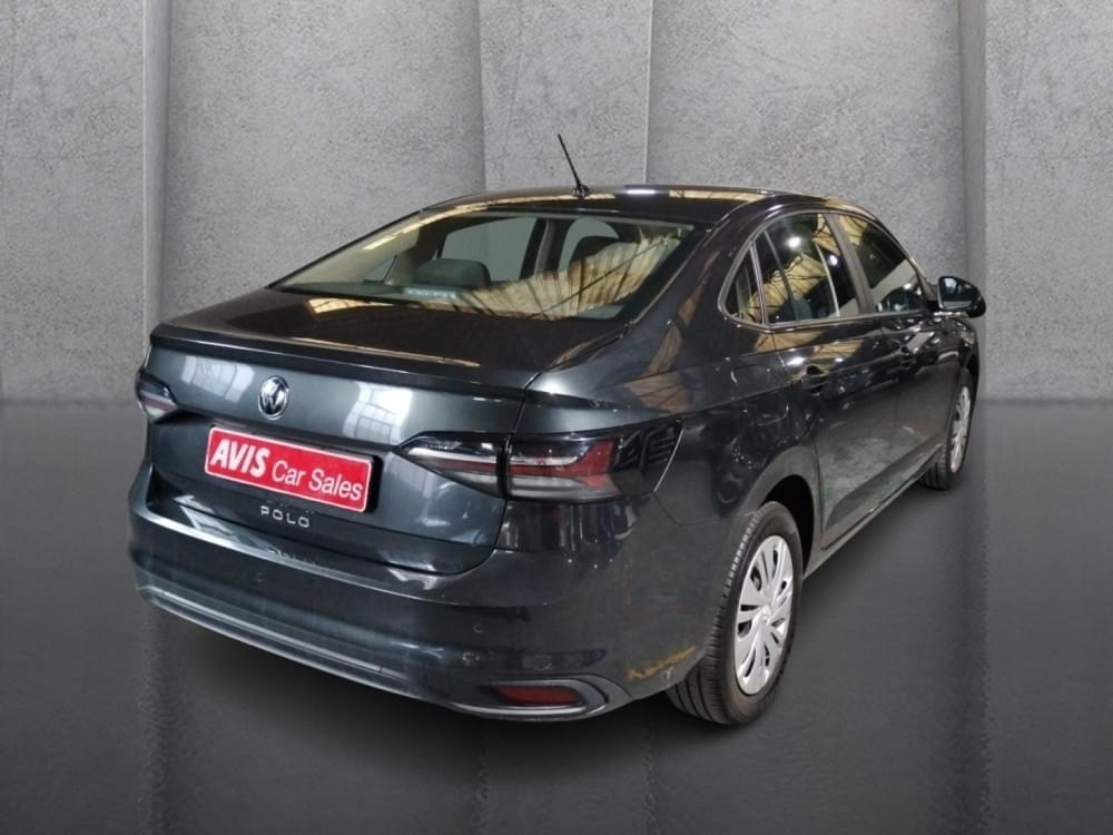 Volkswagen Polo Sedan 1.6 Base