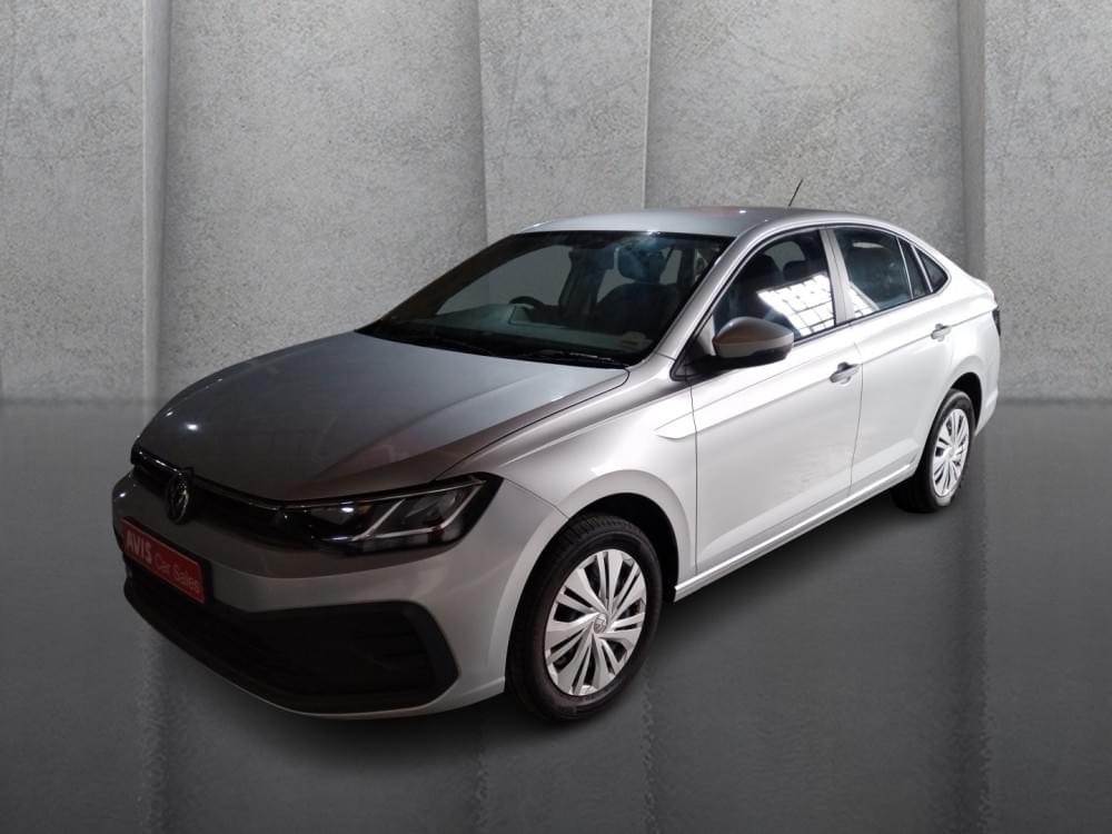 Volkswagen Polo Sedan 1.6 Base