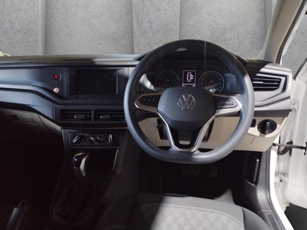 Volkswagen Polo Sedan 1.6 Tiptronic