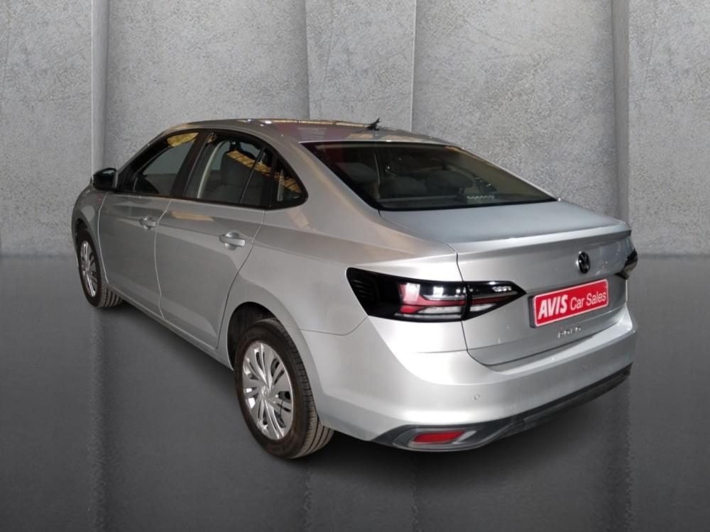 Volkswagen Polo Sedan 1.6 Base