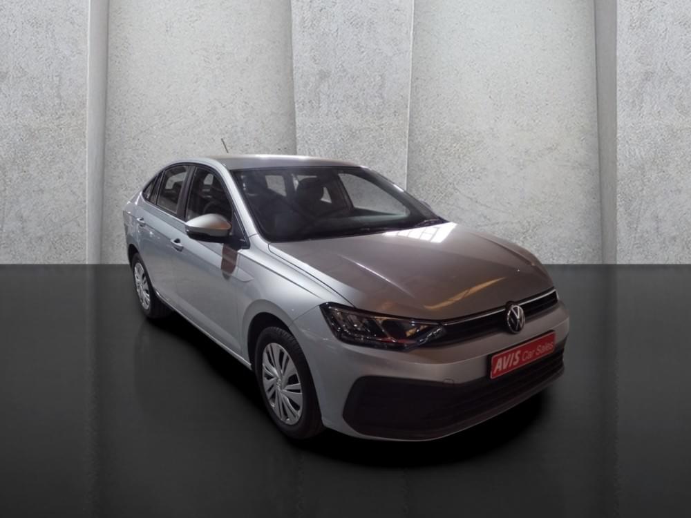 Volkswagen Polo Sedan 1.6 Base