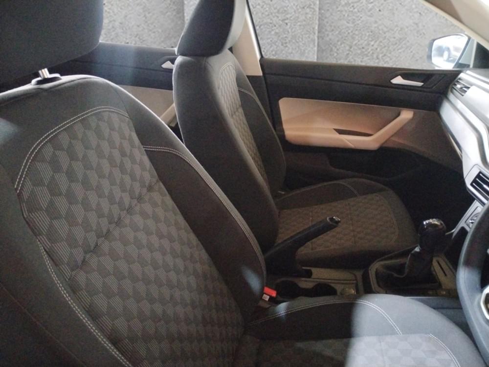 Volkswagen Polo Sedan 1.6 Base