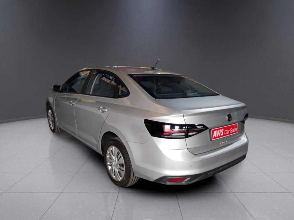 Volkswagen Polo Sedan 1.6 Base