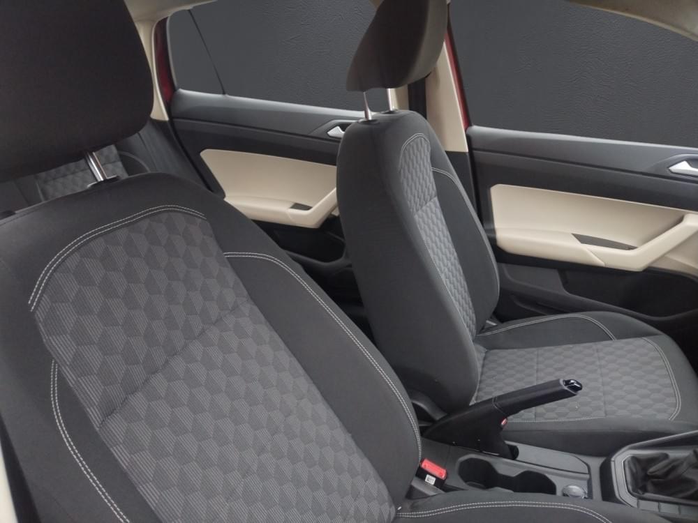 Volkswagen Polo Sedan 1.6 Tiptronic