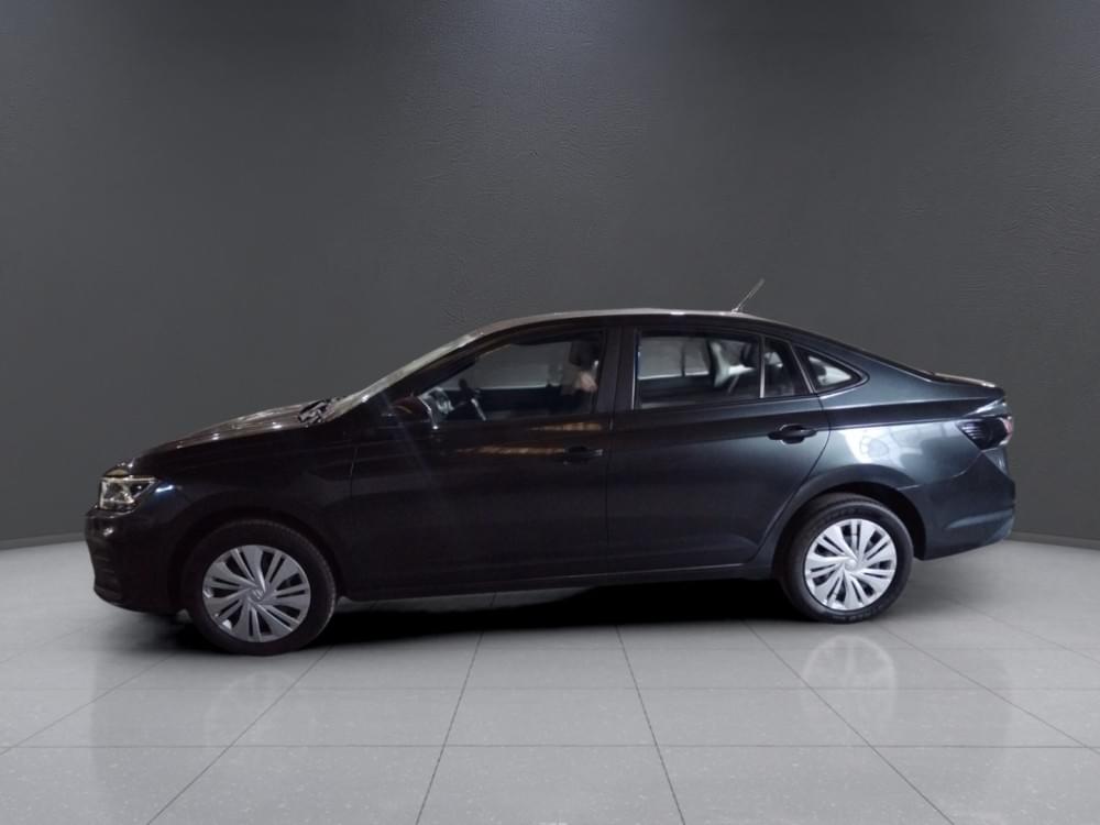 Volkswagen Polo Sedan 1.6 Base