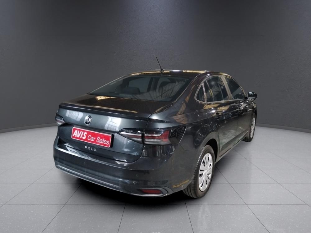 Volkswagen Polo Sedan 1.6 Base