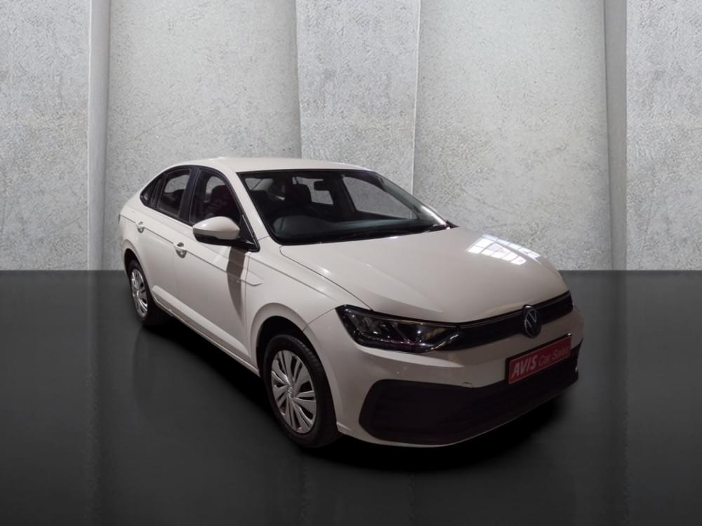 Volkswagen Polo Sedan 1.6 Base