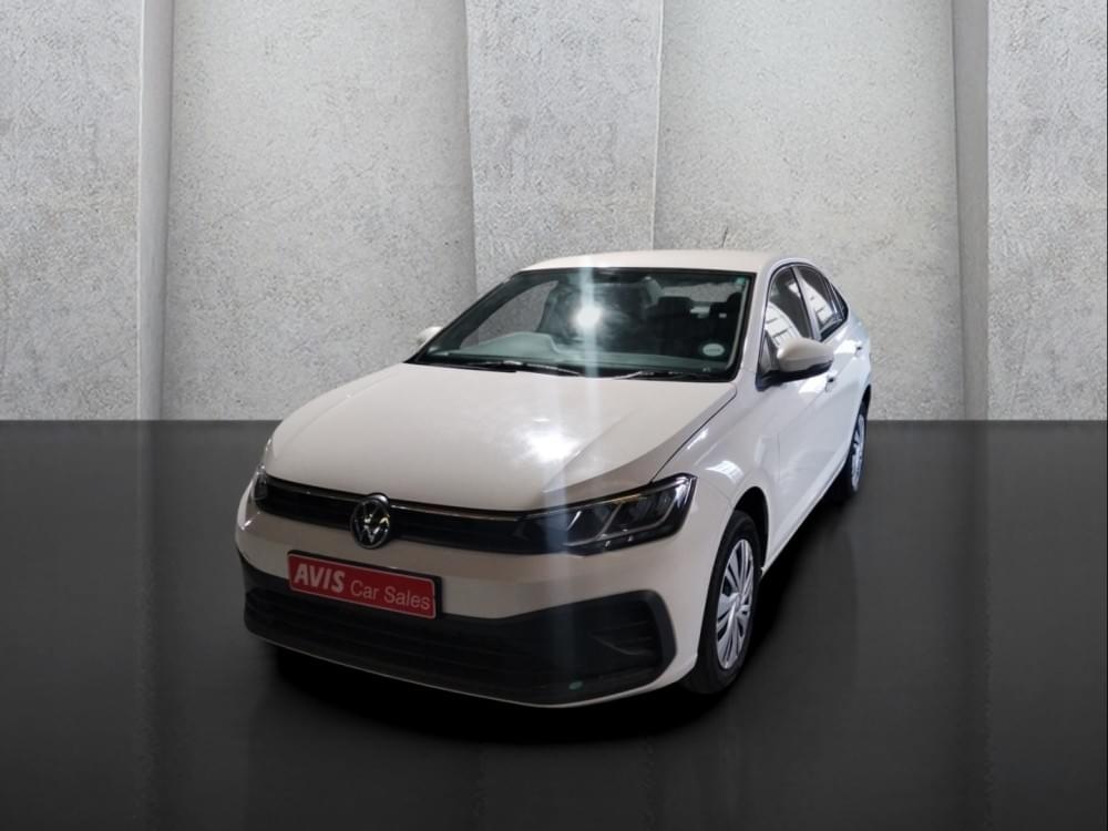 Volkswagen Polo Sedan 1.6 Base