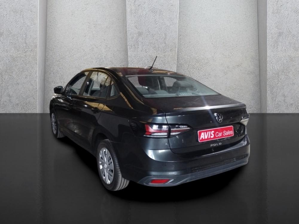 Volkswagen Polo Sedan 1.6 Base