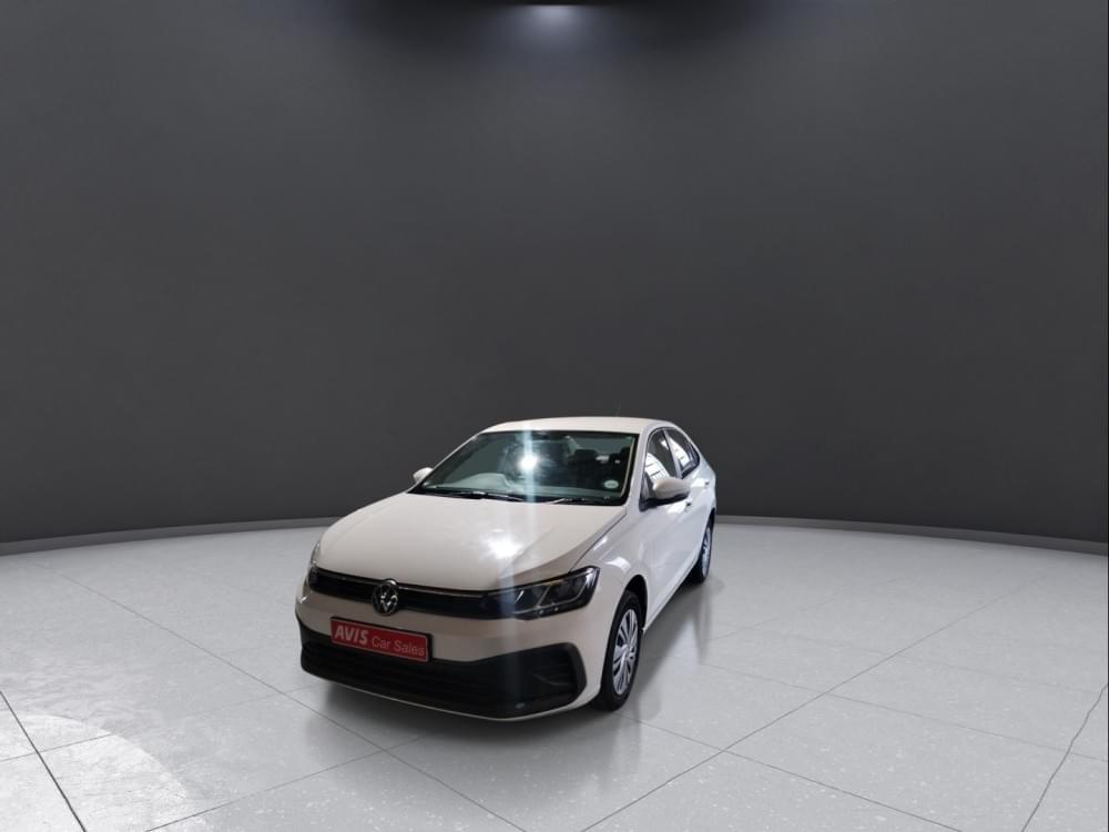 Volkswagen Polo Sedan 1.6 Base