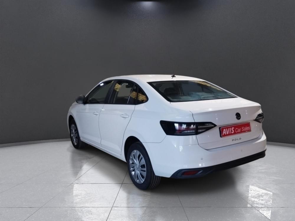 Volkswagen Polo Sedan 1.6 Base