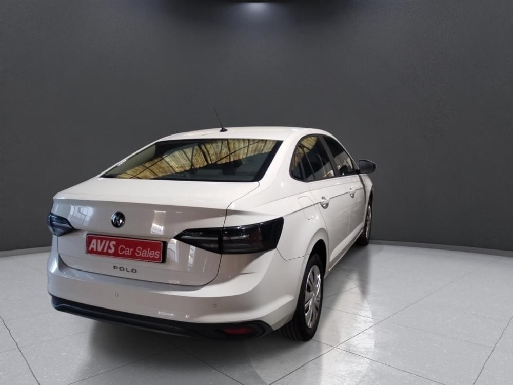 Volkswagen Polo Sedan 1.6 Base