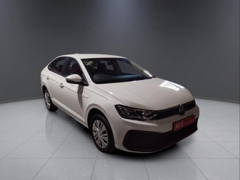 Volkswagen Polo Sedan 1.6 Base