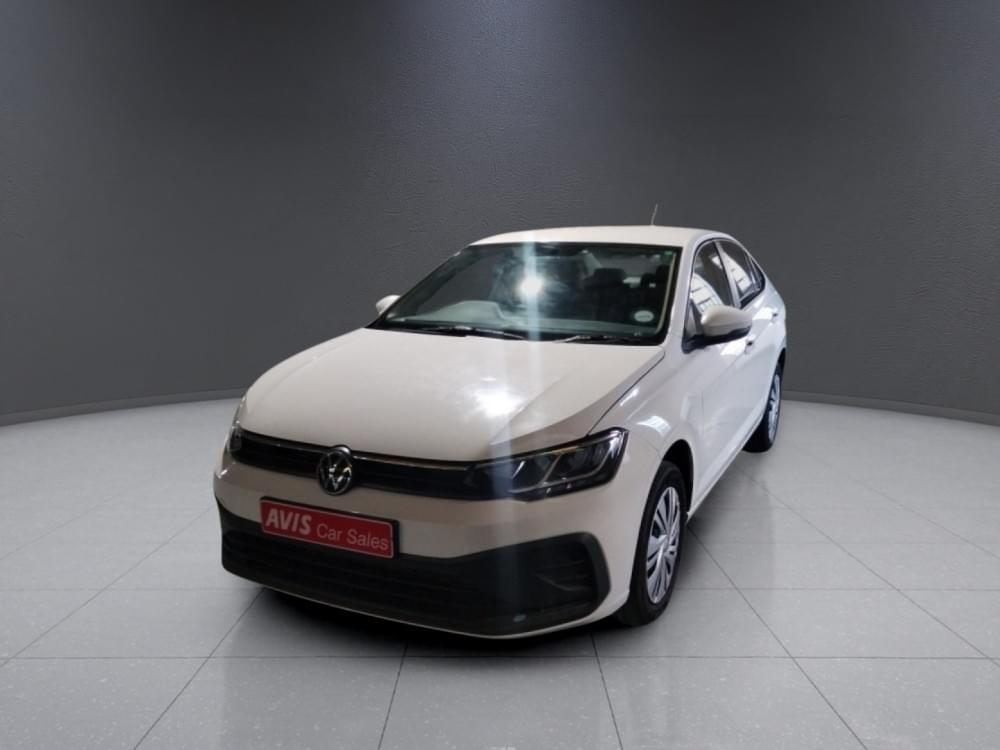 Volkswagen Polo Sedan 1.6 Base