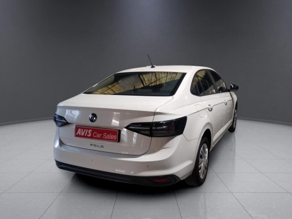 Volkswagen Polo Sedan 1.6 Base