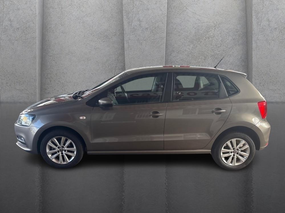 Volkswagen Polo Vivo Hatch 1.6 Comfortline Tiptronic