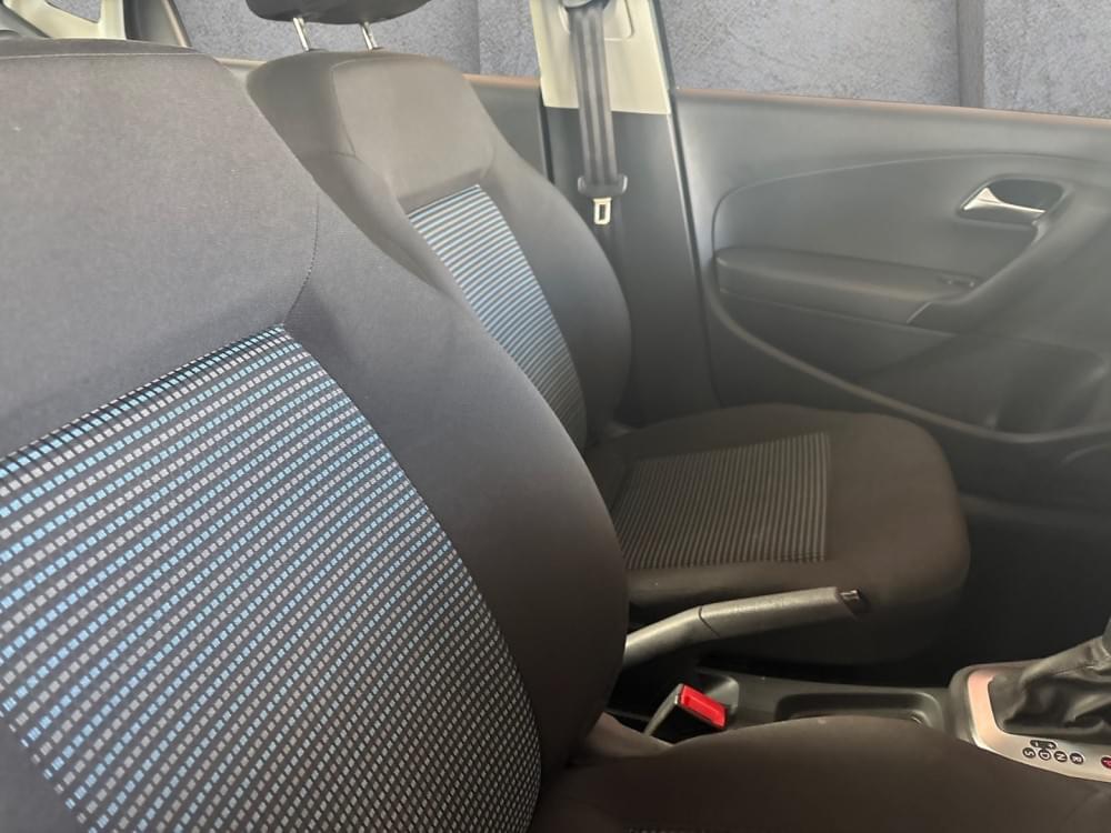 Volkswagen Polo Vivo Hatch 1.6 Comfortline Tiptronic