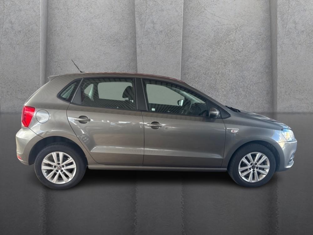 Volkswagen Polo Vivo Hatch 1.6 Comfortline Tiptronic