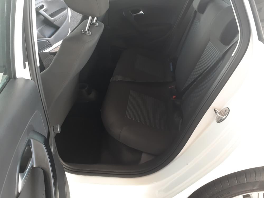 Volkswagen Polo Vivo Hatch 1.6 Comfortline Tiptronic
