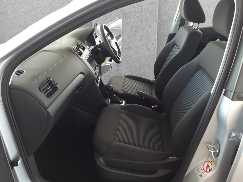 Volkswagen Polo Vivo Hatch 1.6 Comfortline Tiptronic