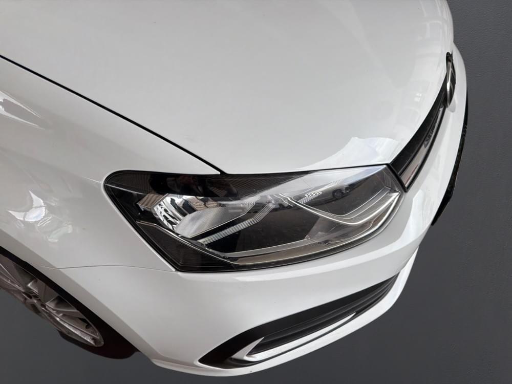 Volkswagen Polo Vivo Hatch 1.6 Life Tipt