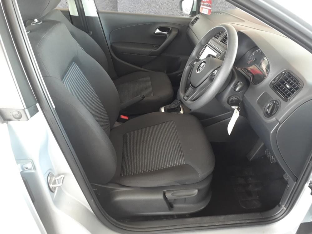 Volkswagen Polo Vivo Hatch 1.6 Comfortline Tiptronic