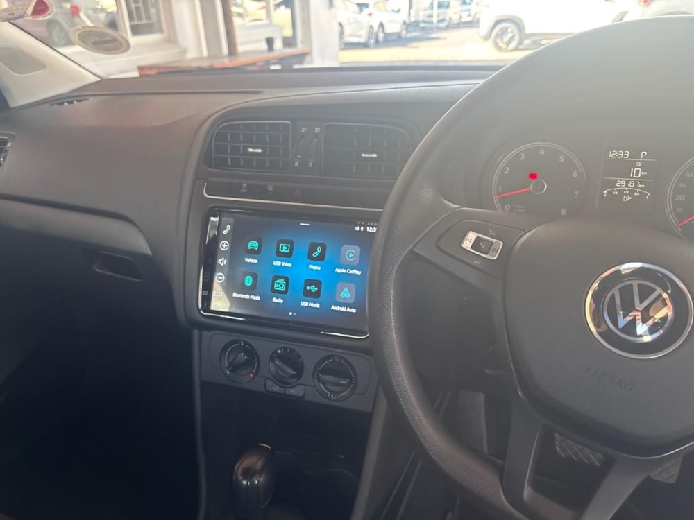 Volkswagen Polo Vivo Hatch 1.6 Life Tipt