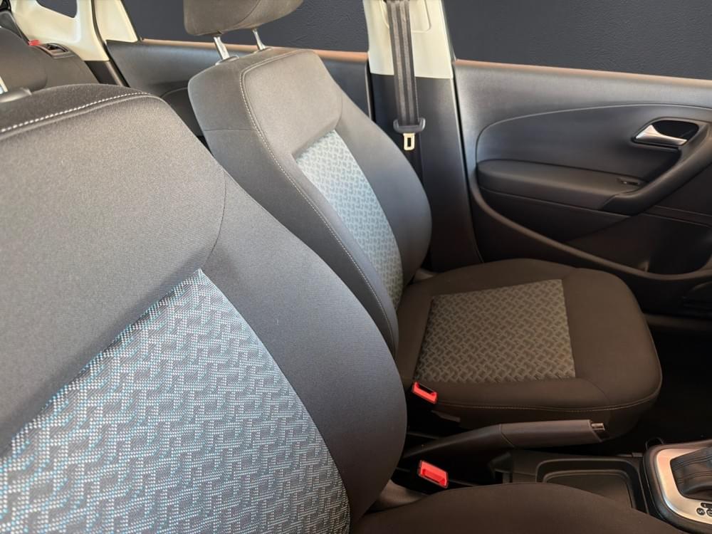 Volkswagen Polo Vivo Hatch 1.6 Life Tipt