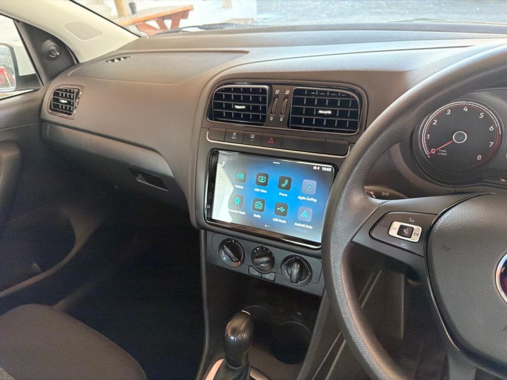 Volkswagen Polo Vivo Hatch 1.6 Life Tipt
