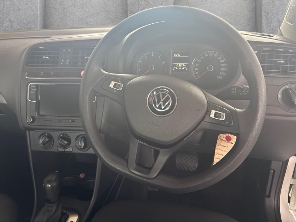 Volkswagen Polo Vivo Hatch 1.6 Comfortline Tiptronic
