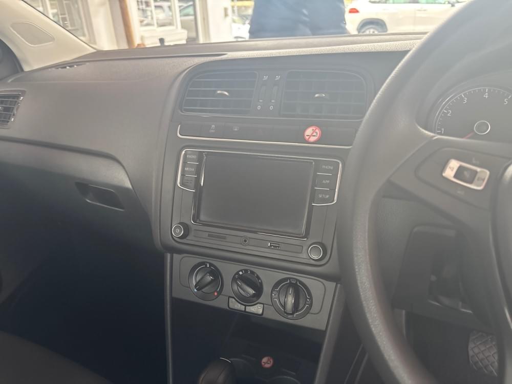 Volkswagen Polo Vivo Hatch 1.6 Comfortline Tiptronic