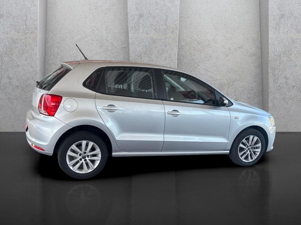 Volkswagen Polo Vivo Hatch 1.6 Comfortline Tiptronic