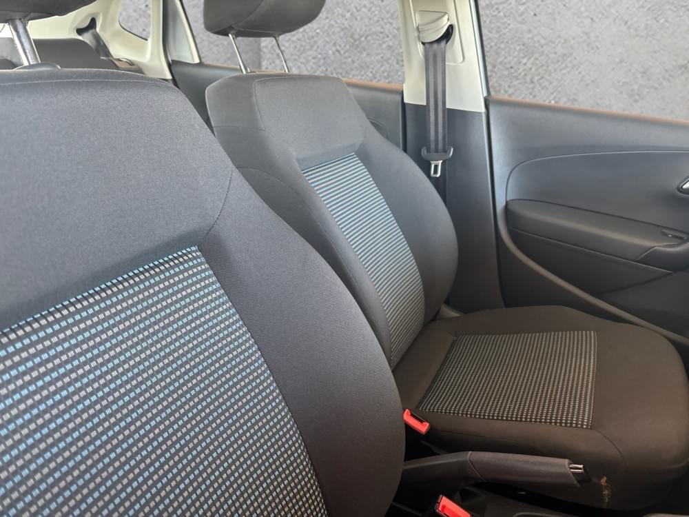 Volkswagen Polo Vivo Hatch 1.6 Comfortline Tiptronic