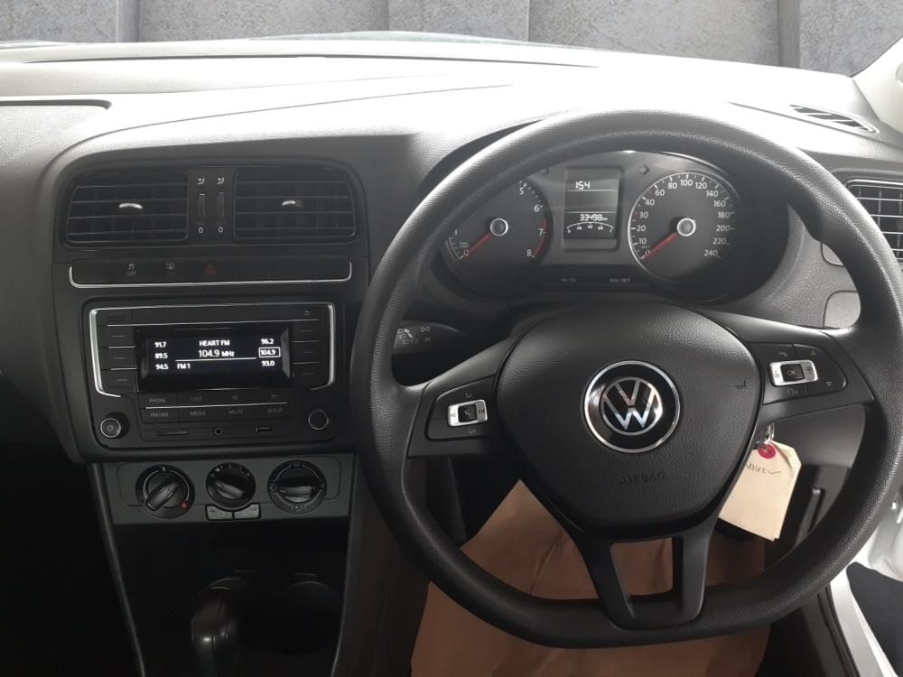 Volkswagen Polo Vivo Hatch 1.6 Comfortline Tiptronic