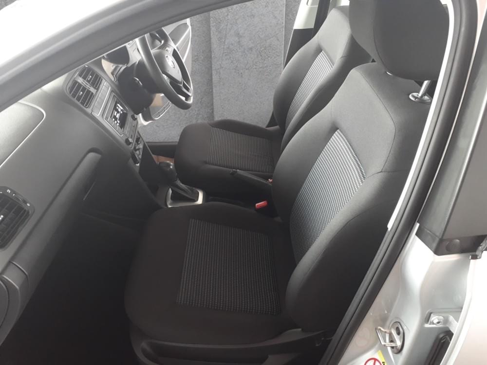 Volkswagen Polo Vivo Hatch 1.6 Comfortline Tiptronic