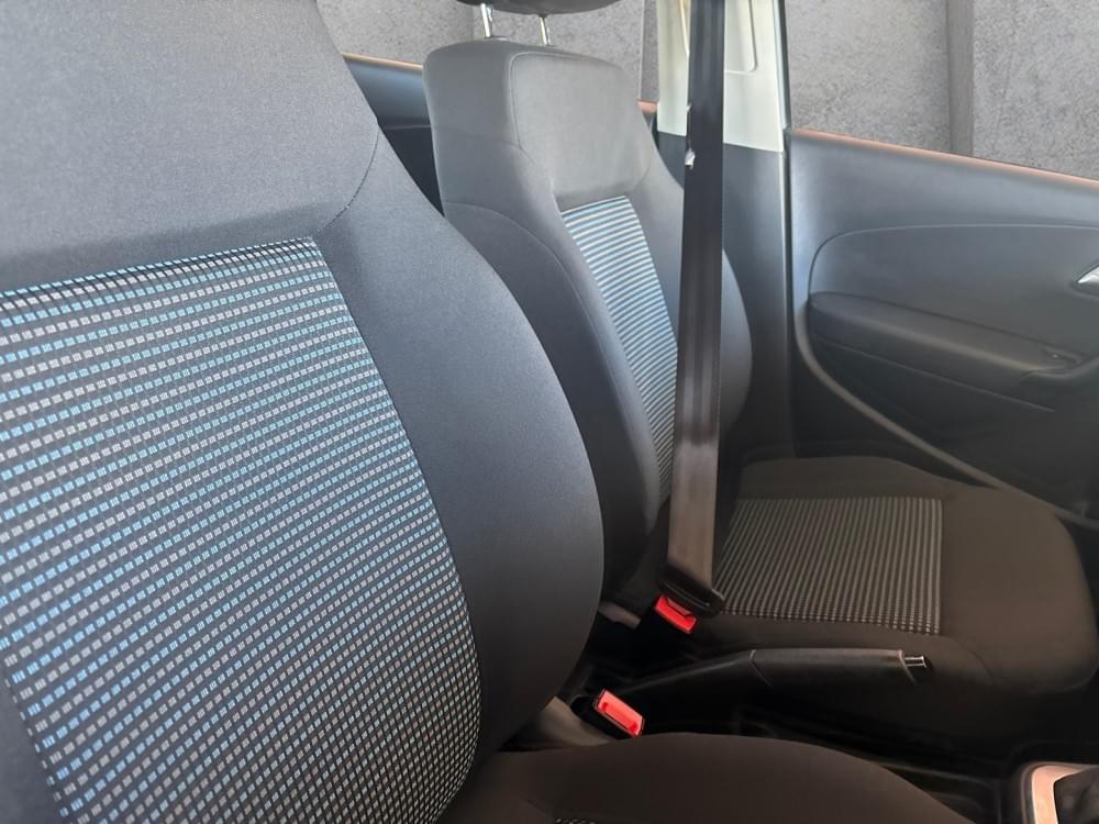 Volkswagen Polo Vivo Hatch 1.6 Comfortline Tiptronic