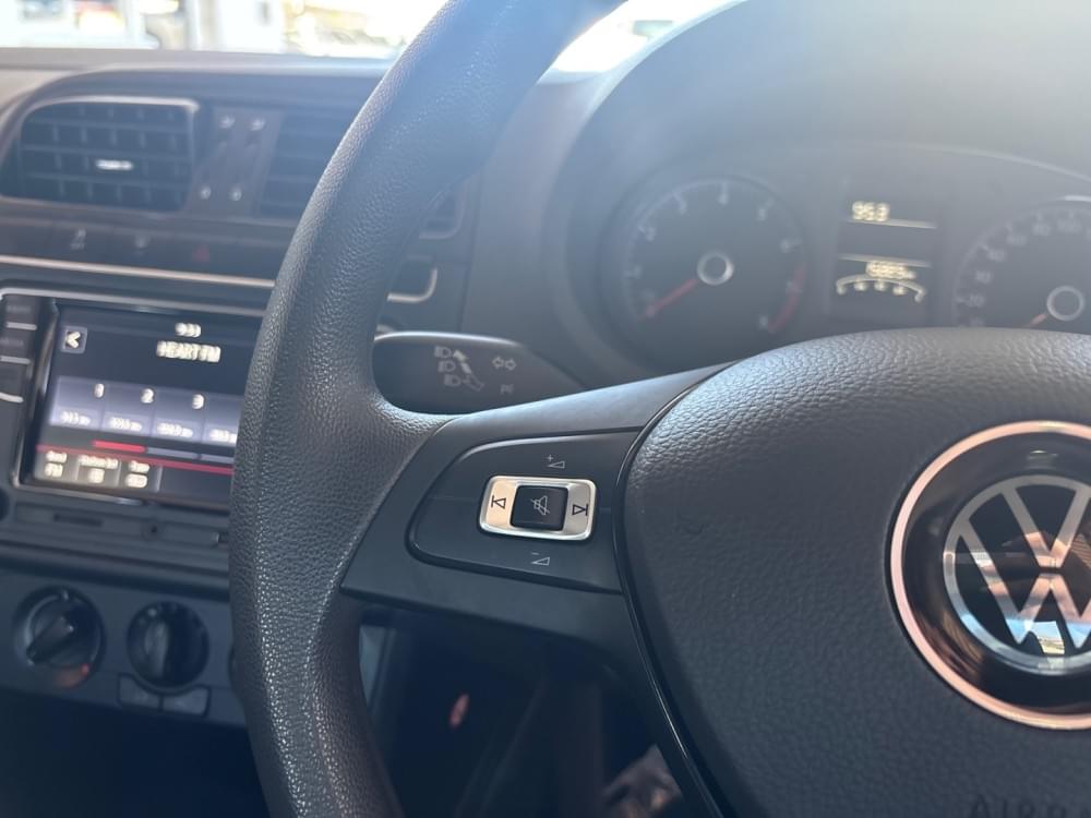 Volkswagen Polo Vivo Hatch 1.6 Comfortline Tiptronic
