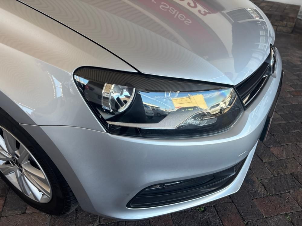 Volkswagen Polo Vivo Hatch 1.6 Comfortline Tiptronic
