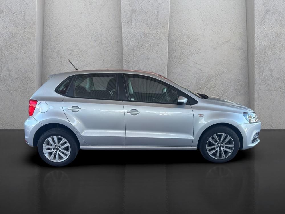 Volkswagen Polo Vivo Hatch 1.6 Comfortline Tiptronic