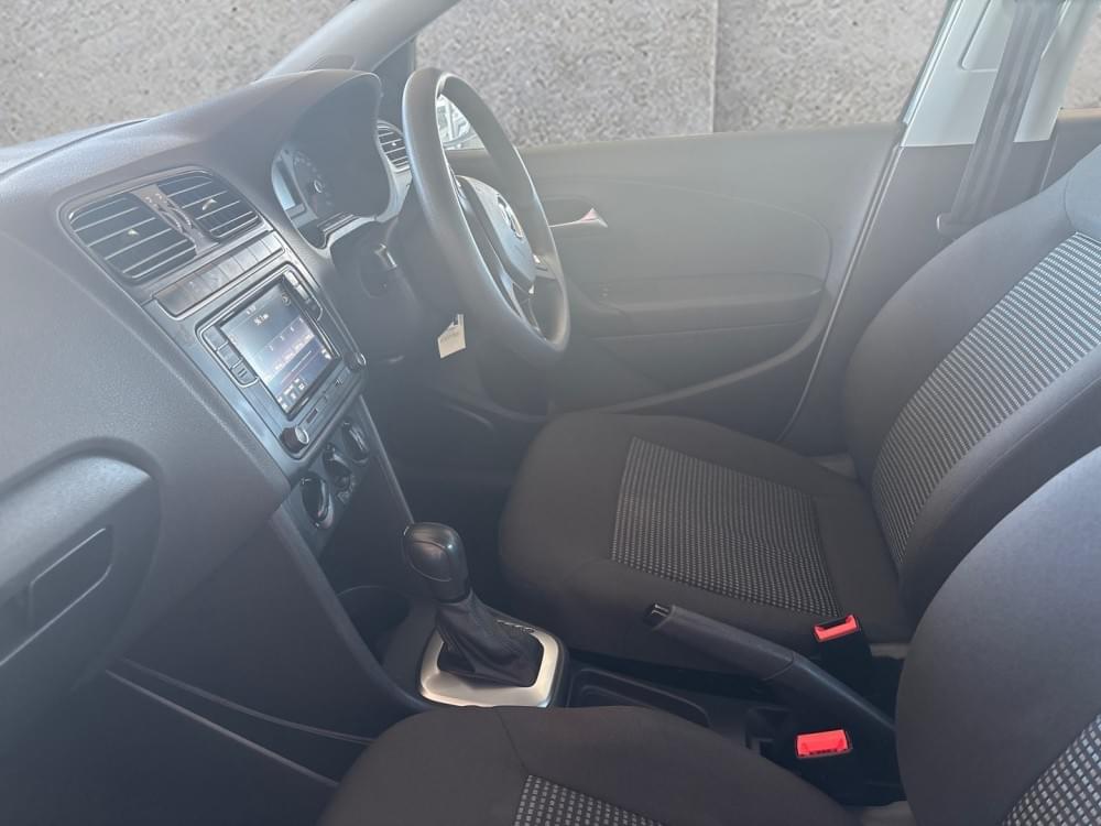 Volkswagen Polo Vivo Hatch 1.6 Comfortline Tiptronic