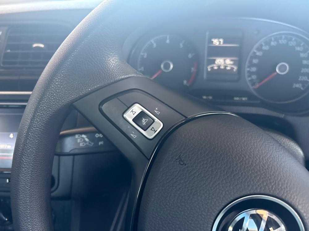 Volkswagen Polo Vivo Hatch 1.6 Comfortline Tiptronic