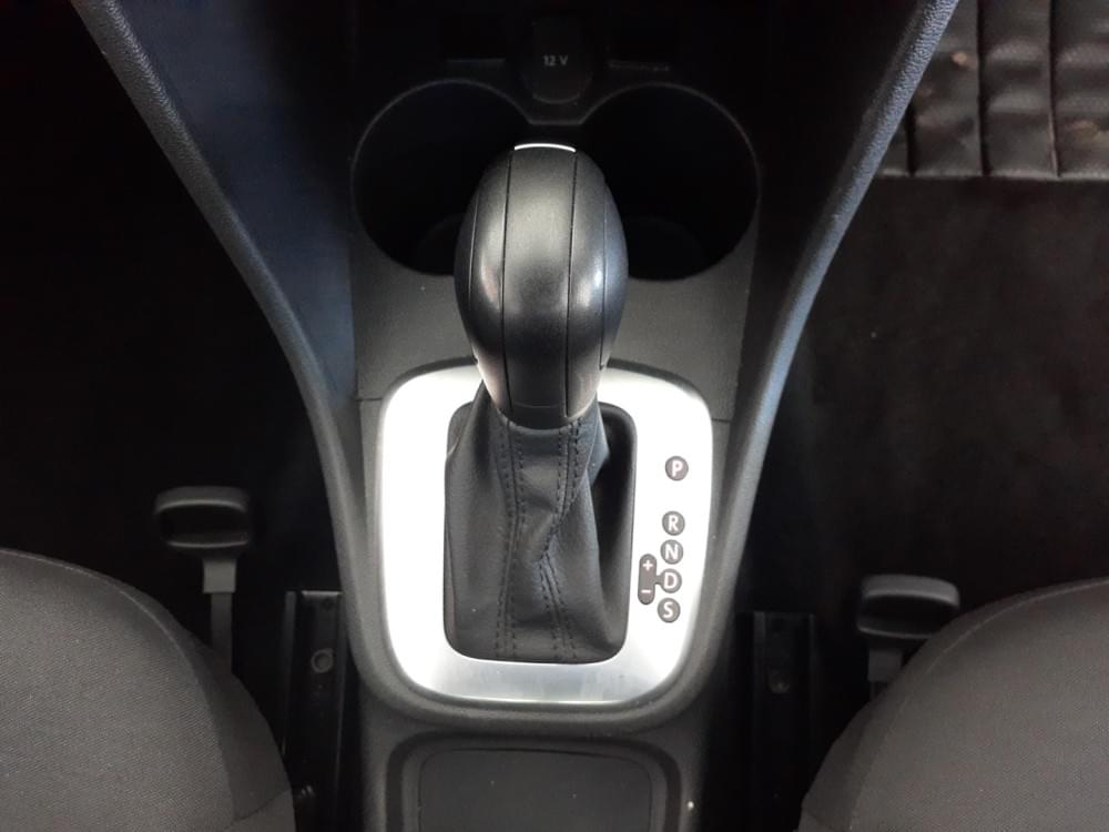 Volkswagen Polo Vivo Hatch 1.6 Comfortline Tiptronic