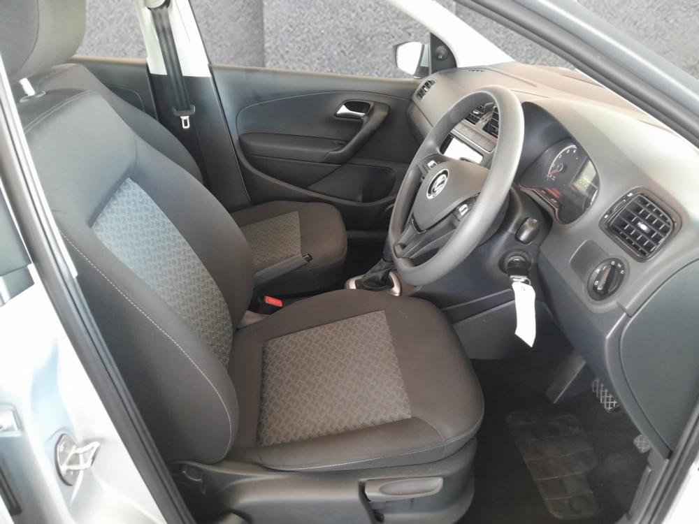 Volkswagen Polo Vivo Hatch 1.6 Life Tipt