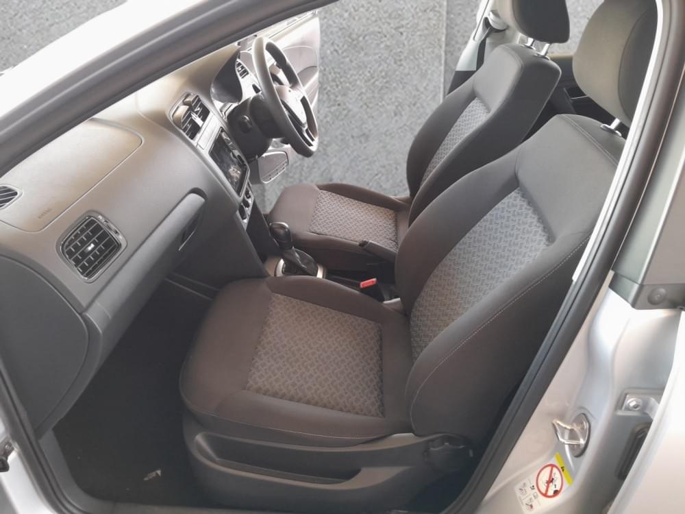 Volkswagen Polo Vivo Hatch 1.6 Life Tipt