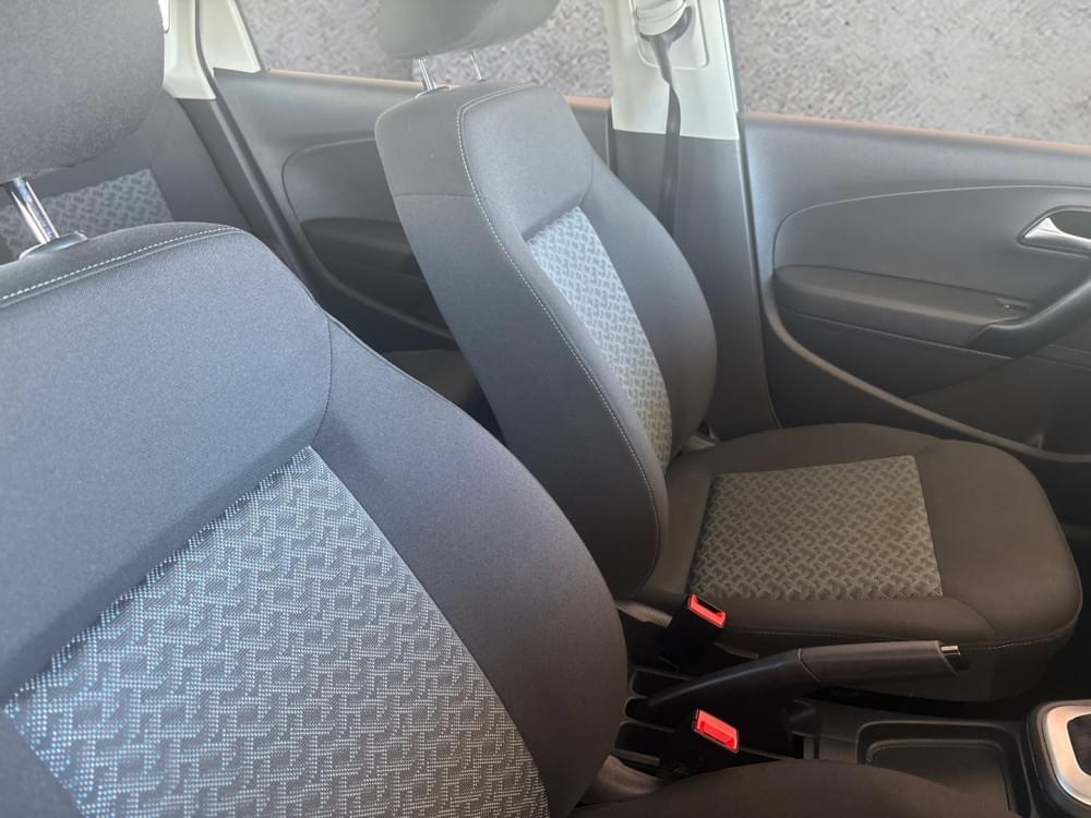 Volkswagen Polo Vivo Hatch 1.6 Life Tipt