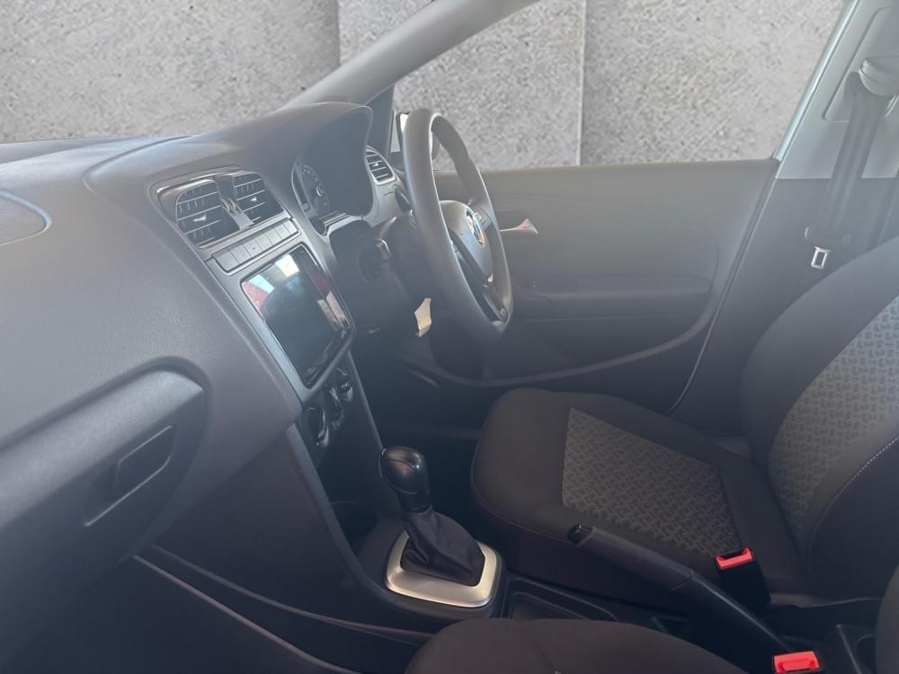 Volkswagen Polo Vivo Hatch 1.6 Life Tipt