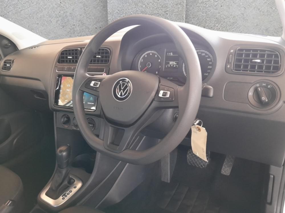 Volkswagen Polo Vivo Hatch 1.6 Life Tipt